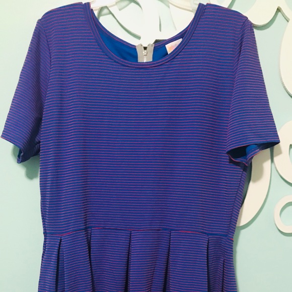 LuLaRoe Dresses & Skirts - Lularoe Amelia Dress LuLaRoe Dresses & Skirts - Lularoe Amelia Dress